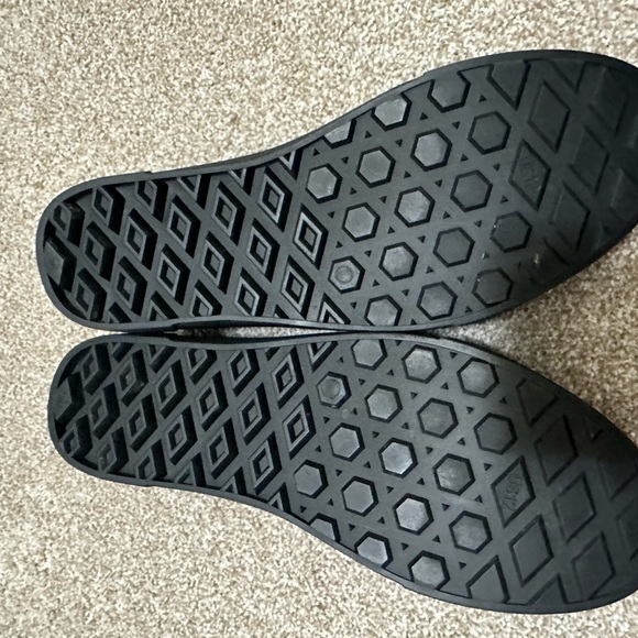 Vans Crocs - Picture 3 of 5